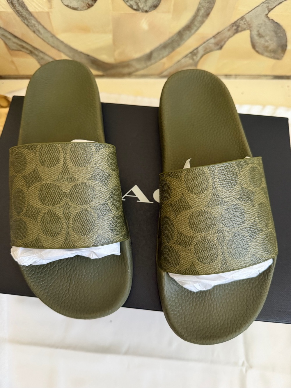 NIB Coach Olive Green Udele Signature Slide Sandals SZ 9 - Picture 2 of 11